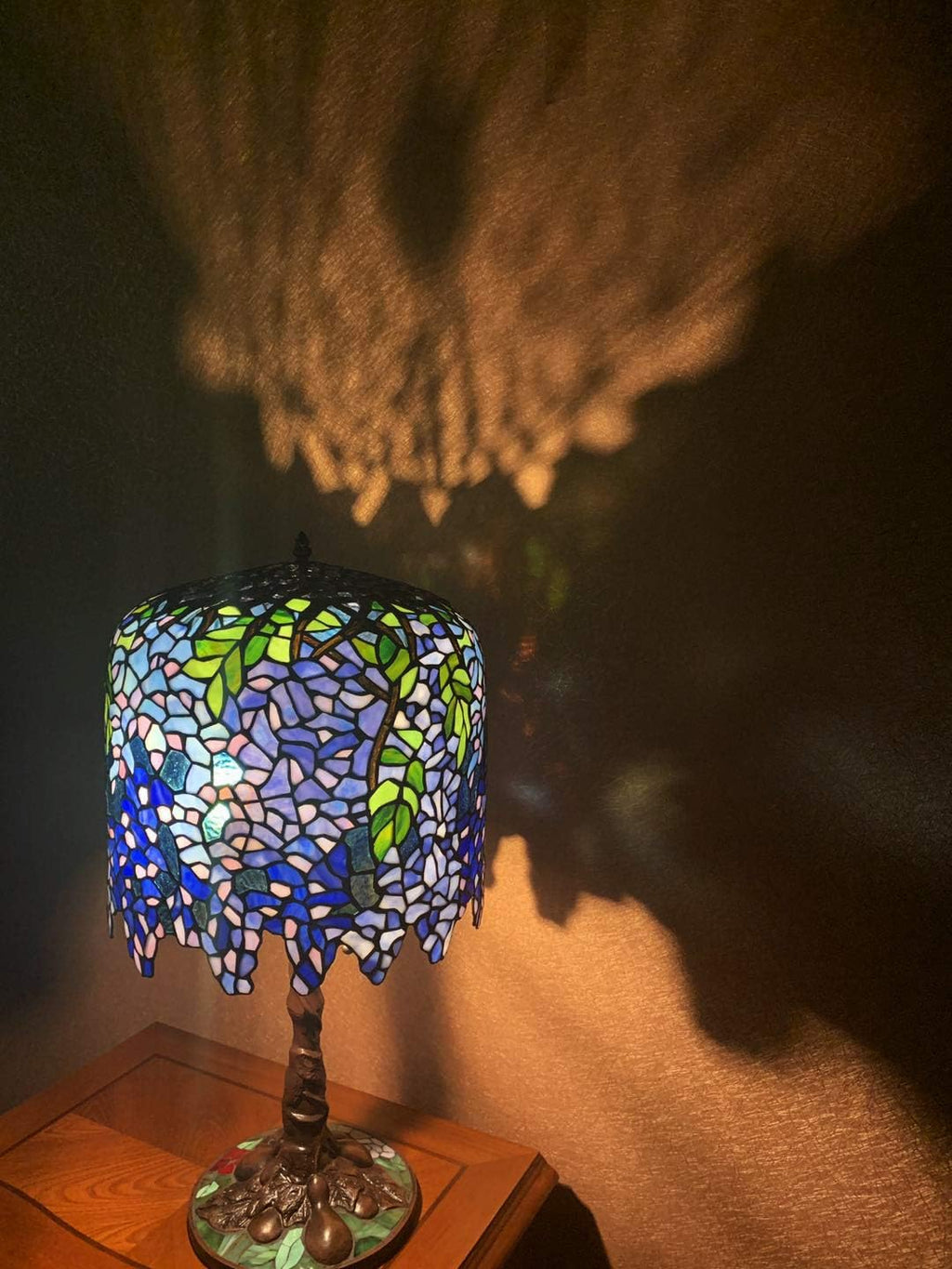 Wisteria Glow Lamp 🌸💫💡